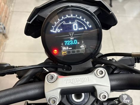 TRIUMPH TRIDENT 660