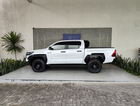 Toyota Hilux SW4 GRS 2.8 TB 4x4 Diesel Aut.