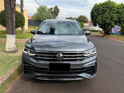VolksWagen TIGUAN Allspac R-Line 300 TSI 2.0 
