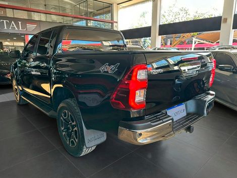 Toyota Hilux CD SRX 4x4 2.8 TDI 16V Diesel Aut.
