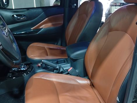 Nissan Frontier XE CD 4x4 2.3 Bi-TB Diesel Aut.