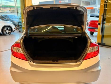 Honda Civic Sedan LXR 2.0 Flexone 16V Aut. 4p