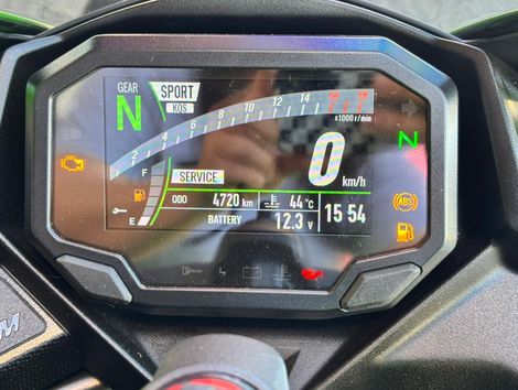 KAWASAKI NINJA ZX-4R