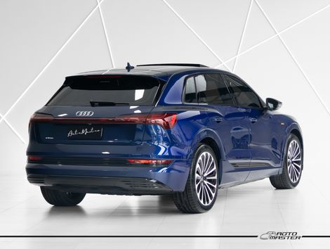 Audi E-TRON Performa. Black Aut. (Elétrico)