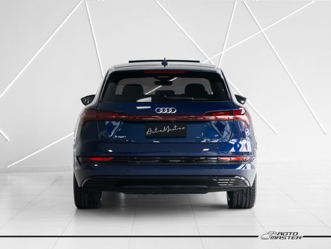 Audi E-TRON Performa. Black Aut. (Elétrico)