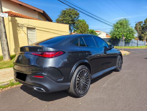 Mercedes GLC-300 4MATIC 2.0 TB Aut. (Híb)