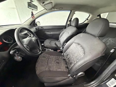 Peugeot 207 XR 1.4 Flex 8V 3p