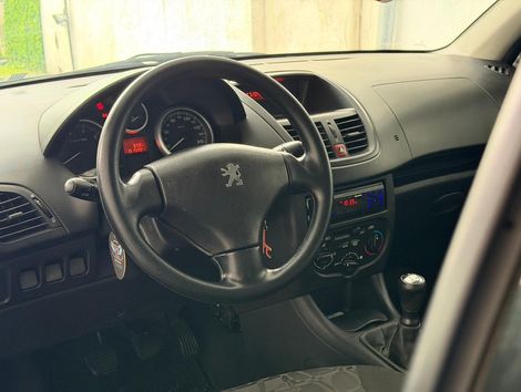 Peugeot 207 XR 1.4 Flex 8V 3p