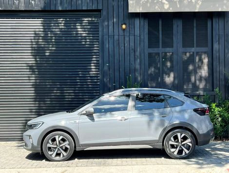 VolksWagen Nivus Highline 1.0 200 TSI Flex Aut.