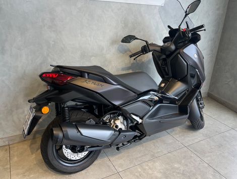 YAMAHA XMAX 300 CONNECTED 
