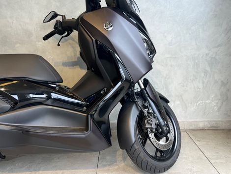 YAMAHA XMAX 300 CONNECTED 