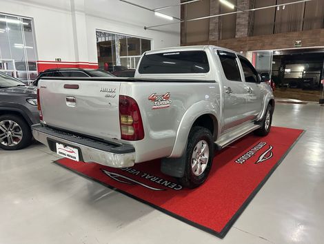 Toyota Hilux CD SRV D4-D 4x4 3.0 TDI Diesel Aut