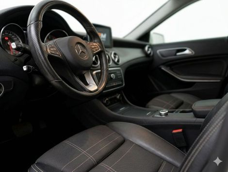Mercedes GLA 200 Style 1.6 TB 16V/Flex Aut.