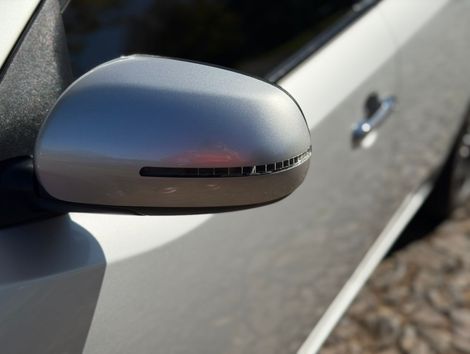 Kia Motors Cerato 1.6 16V Aut.