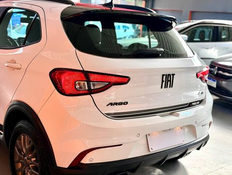 Fiat ARGO TREKKING 1.8 16V Flex Aut.