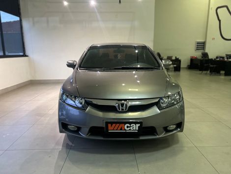 Honda Civic Sedan LXS 1.8/1.8 Flex 16V Aut. 4p