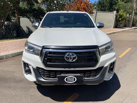 Toyota Hilux CD SRX 4x4 2.8 TDI 16V Diesel Aut.