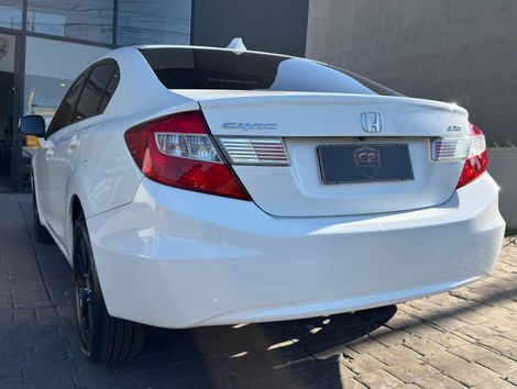 Honda Civic Sedan LXS 1.8/1.8 Flex 16V Aut. 4p