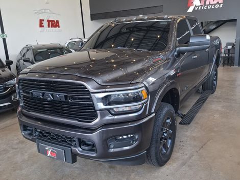 RAM 2500 LARAM. 6.7 NIGHT ED. TB CD 4x4 Die.