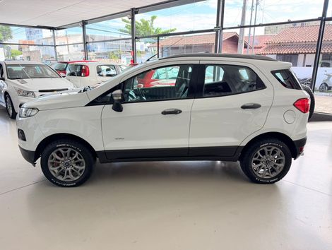 Ford EcoSport FREESTYLE 2.0 16V 4WD Flex 5p