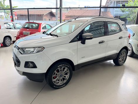 Ford EcoSport FREESTYLE 2.0 16V 4WD Flex 5p