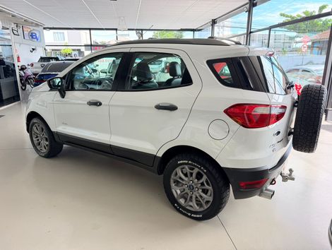 Ford EcoSport FREESTYLE 2.0 16V 4WD Flex 5p