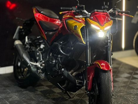 YAMAHA MT-03 321 ABS Homem de Ferro