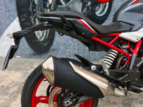 BMW G 310 R