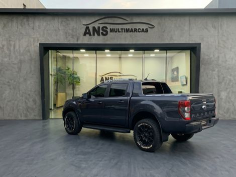 Ford Ranger Black 2.2 4x2 CD Diesel Aut.