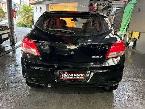 Chevrolet ONIX HATCH LT 1.0 8V FlexPower 5p Mec.
