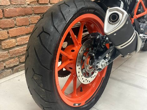 KTM DUKE 390