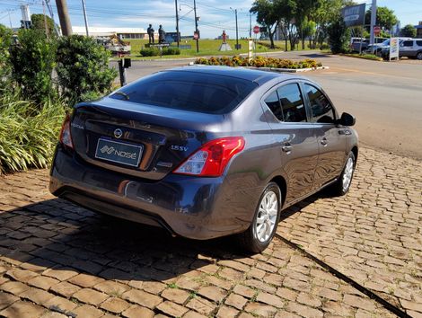 Nissan VERSA SV 1.6 16V FlexStart 4p Aut.