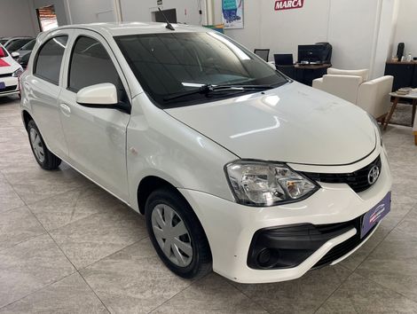 Toyota ETIOS X Plus 1.5 Flex 16V 5p Mec.