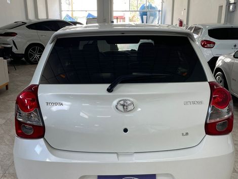 Toyota ETIOS X Plus 1.5 Flex 16V 5p Mec.