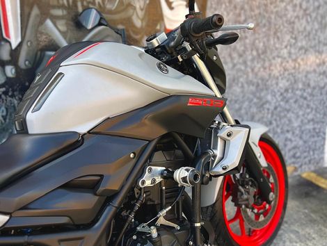 YAMAHA MT-03 321/ABS