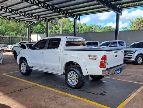 Toyota Hilux CD SRV D4-D 4x4 3.0 TDI Diesel Aut