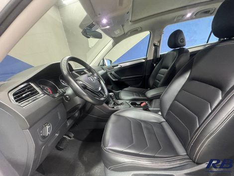 VolksWagen TIGUAN Allspac 250 TSI 1.4 Flex