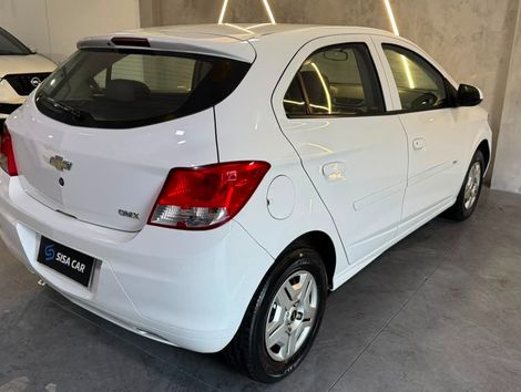 Chevrolet ONIX HATCH LS 1.0 8V FlexPower 5p Mec.