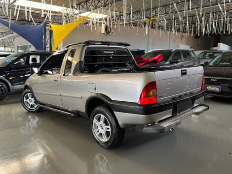 Fiat Strada LX 1.6 16V CE