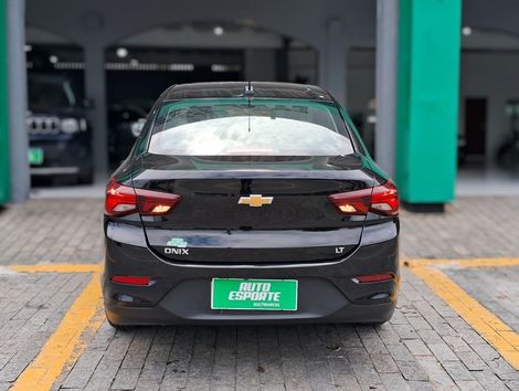 Chevrolet ONIX SEDAN Plus LT 1.0 12V Flex 4p Mec.