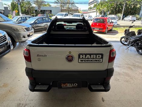 Fiat Strada Working HARD 1.4 Fire Flex 8V CD