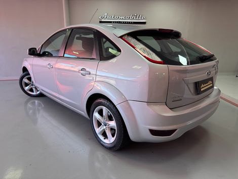 Ford Focus 1.6 S/SE/SE Plus Flex 8V/16V  5p