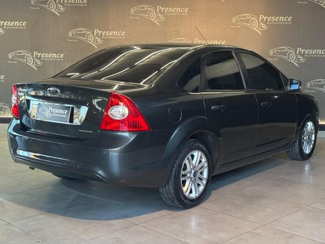 Ford Focus Sedan 2.0 16V/2.0 16V Flex 4p Aut.