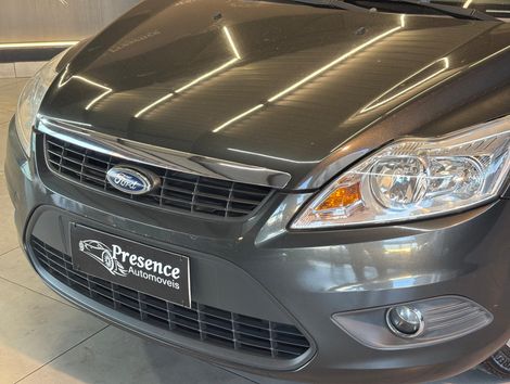 Ford Focus Sedan 2.0 16V/2.0 16V Flex 4p Aut.