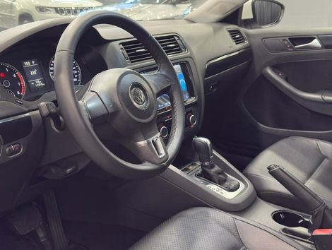 VolksWagen JETTA Comfortline 2.0 T.Flex 8V 4p Tipt.