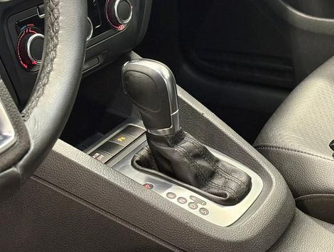VolksWagen JETTA Comfortline 2.0 T.Flex 8V 4p Tipt.