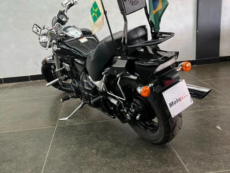 SUZUKI Motos M800