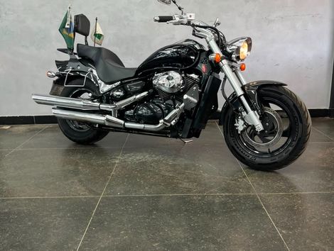 SUZUKI Motos M800