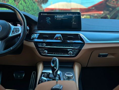 BMW 530e Luxury 2.0 Turbo (Híbrido)