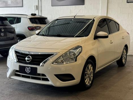 Nissan VERSA SV 1.6 16V FlexStart 4p Aut.